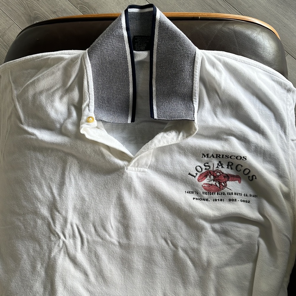 White Mens XXL “Mariscos” polo with Stylish trim